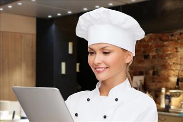 Executive chef reading resume writing tips