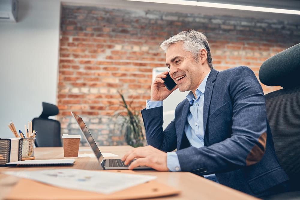 Recruiter calling job applicant who he'd like to pipeline for future positions