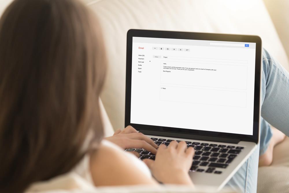 Woman writing counteroffer email