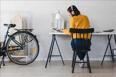 woman working from her home office