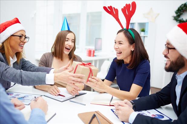 holiday presents for employees