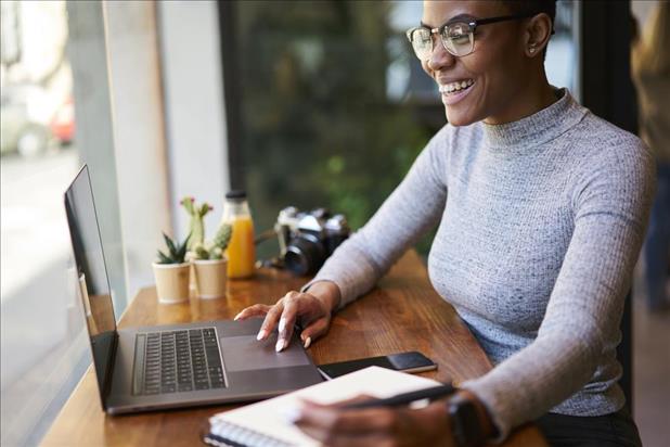 female job seeker updating her ihire profile 