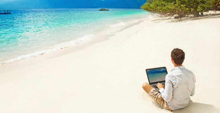 sports jobs searching online